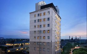 Hotel Neo Gajah Mada Pontianak By Aston